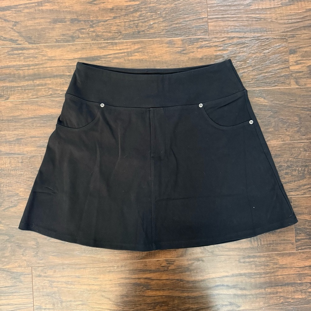NWT Ruby Ribbon Skort
